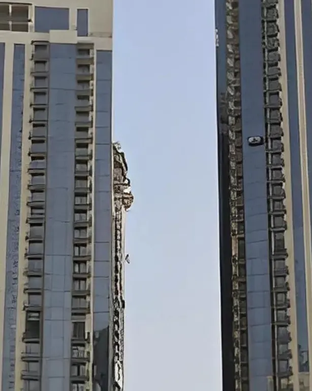 Creek Rise Tower 1 Creek Rise Tower 1
