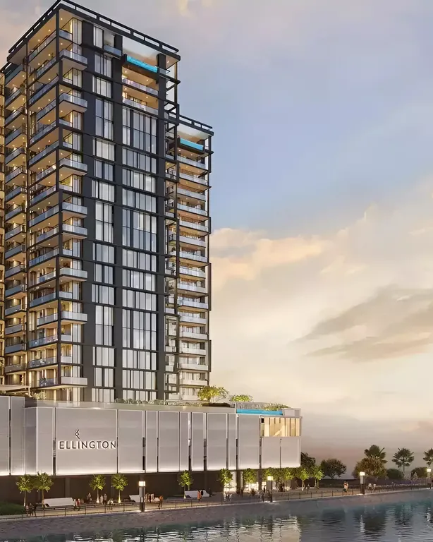 The Crestmark The Crestmark