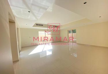 5-BD House Sale, 4,185 sq. ft., Lehweih Community, Al Raha Gardens, Abu Dhabi, UAE #2 5-BD House Sale, 4,185 sq. ft., Lehweih Community, Al Raha Gardens, Abu Dhabi, UAE #2
