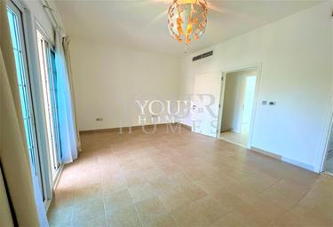2-BD Townhouse Sale, 2,583 sq. ft., Nakheel Townhouses, Jumeirah Village Circle, Dubai, UAE #4