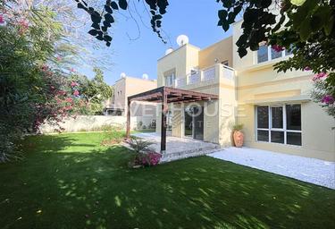 5-BD House Sale, 6,760 sq. ft., Meadows 6, Meadows, Dubai, UAE #1 5-BD House Sale, 6,760 sq. ft., Meadows 6, Meadows, Dubai, UAE #1
