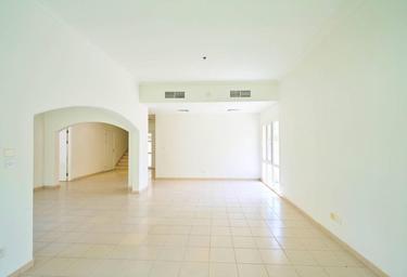 5-BD House Sale, 3,800 sq. ft., Meadows 9, Meadows, Dubai, UAE #3 5-BD House Sale, 3,800 sq. ft., Meadows 9, Meadows, Dubai, UAE #3