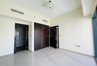 1-BD Apartment Sale, 667 sq. ft., Merano Tower, Business Bay, Dubai, UAE #4
