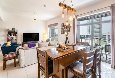 2-BD Apartment Sale, 1,000 sq. ft., Arno A, Arno, The Views, Dubai, UAE #3