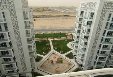2-BD Apartment Sale, 1,000 sq. ft., Glitz 3, Glitz, Dubai Studio City, Dubai, UAE #1 2-BD Apartment Sale, 1,000 sq. ft., Glitz 3, Glitz, Dubai Studio City, Dubai, UAE #1