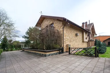 4-BD House Sale, 550 sq. m. at Новинки, Istra City District, Moscow Region, Russia #3