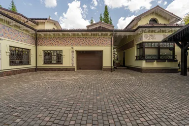 5-BD House Sale, 1,000 sq. m. at Бенилюкс, derevnya Chesnokovo, Istra City District, Moscow Region, Russia #4