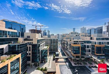 1-BD Apartment Sale, 1,000 sq. ft., Bay Square Building 13, Bay Square, Business Bay, Dubai, UAE #4