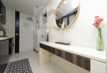 Apartment Sale, 425 sq. ft. at Damac Bay's Edge, Bay's Edge, Business Bay, Dubai, UAE #4