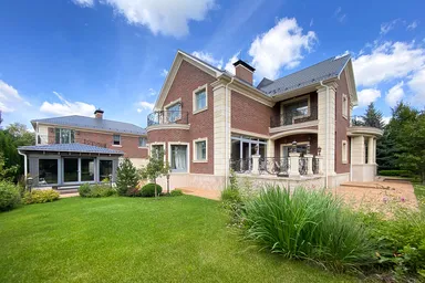 4-BD House Sale, 612 sq. m. at Бенилюкс, derevnya Chesnokovo, Istra City District, Moscow Region, Russia #3 4-BD House Sale, 612 sq. m. at Бенилюкс, derevnya Chesnokovo, Istra City District, Moscow Region, Russia #3