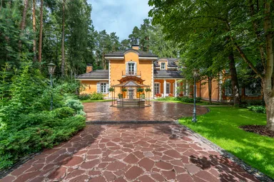 6-BD House Sale, 1,018 sq. m. at Сосновый Бор, posyolok Nikolina Gora, Odintsovskiy Urban District, Moscow Region, Russia #3 6-BD House Sale, 1,018 sq. m. at Сосновый Бор, posyolok Nikolina Gora, Odintsovskiy Urban District, Moscow Region, Russia #3