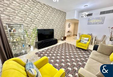 3-BD Apartment Sale, 1,000 sq. ft., Norton Court 1, Norton Court, Motor City, Dubai, UAE #2