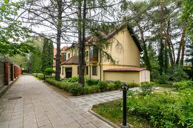 3-BD Townhouse Sale, 317 sq. m., Troitse-Lykovo, Strogino District, Severo-Zapadniy Administrative Okrug, Moscow, Russia #3 3-BD Townhouse Sale, 317 sq. m., Troitse-Lykovo, Strogino District, Severo-Zapadniy Administrative Okrug, Moscow, Russia #3