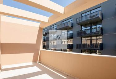 4-BD Townhouse Sale, 1,399 sq. ft., Mulberry Park, Jumeirah Village Circle, Dubai, UAE #2 4-BD Townhouse Sale, 1,399 sq. ft., Mulberry Park, Jumeirah Village Circle, Dubai, UAE #2