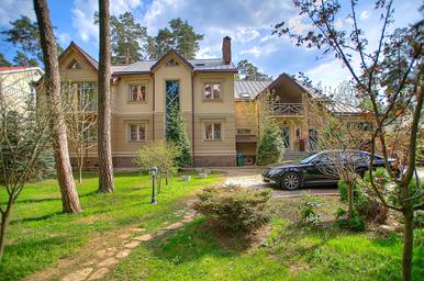 5-BD House Sale, 1,400 sq. m. at ПДСК Красная Поляна, posyolok Gorki-2, Odintsovskiy City District, Moscow Region, Russia #2
