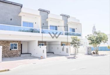3-BD Townhouse Sale, 2,650 sq. ft., District 6A, Jumeirah Village Triangle, Dubai, UAE #1 3-BD Townhouse Sale, 2,650 sq. ft., District 6A, Jumeirah Village Triangle, Dubai, UAE #1