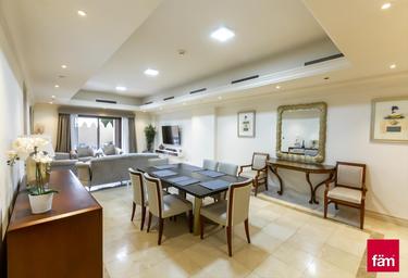 3-BD Townhouse Sale, 4,907 sq. ft., The Fairmont Palm Residence South, The Fairmont Palm Residences, Palm Jumeirah, Dubai, UAE #1 3-BD Townhouse Sale, 4,907 sq. ft., The Fairmont Palm Residence South, The Fairmont Palm Residences, Palm Jumeirah, Dubai, UAE #1