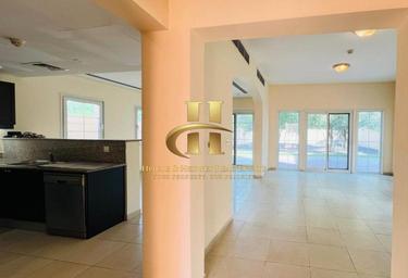 2-BD House Sale, 8,425 sq. ft., District 16J, Jumeirah Village Circle, Dubai, UAE #3 2-BD House Sale, 8,425 sq. ft., District 16J, Jumeirah Village Circle, Dubai, UAE #3