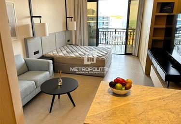 Apartment Sale, 542 sq. ft., Royal Amwaj Residences North, The Royal Amwaj, Palm Jumeirah, Dubai, UAE #2 Apartment Sale, 542 sq. ft., Royal Amwaj Residences North, The Royal Amwaj, Palm Jumeirah, Dubai, UAE #2