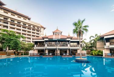 Apartment Sale, 542 sq. ft., Royal Amwaj Residences North, The Royal Amwaj, Palm Jumeirah, Dubai, UAE #1 Apartment Sale, 542 sq. ft., Royal Amwaj Residences North, The Royal Amwaj, Palm Jumeirah, Dubai, UAE #1