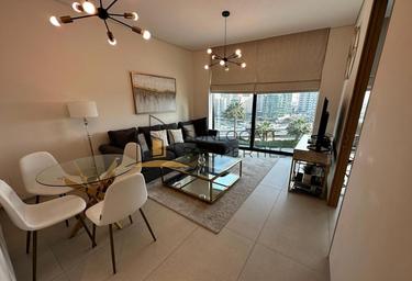 1-BD Apartment Sale, 623 sq. ft., Jumeirah Gate Tower 1, The Address Jumeirah Resort and Spa, Jumeirah Beach Residence, Dubai, UAE #1