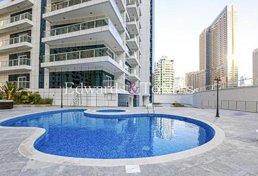 2-BD Apartment Sale, 1,000 sq. ft., Continental Tower, Dubai Marina, Dubai, UAE #1