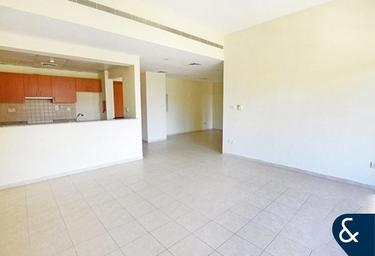 3-BD Apartment Sale, 1,000 sq. ft., Al Ghaf 3, Al Ghaf, Greens, Dubai, UAE #1