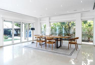 6-BD House Sale, 6,237 sq. ft., Meadows 7, Meadows, Dubai, UAE #2 6-BD House Sale, 6,237 sq. ft., Meadows 7, Meadows, Dubai, UAE #2