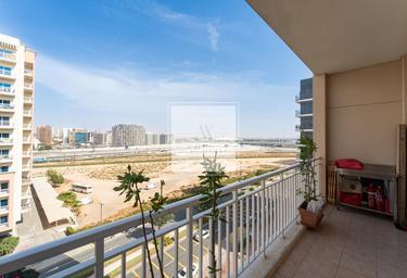 2-BD Apartment Sale, 1,000 sq. ft., Mazaya 15, Queue Point, Dubai Land, Dubai, UAE #2 2-BD Apartment Sale, 1,000 sq. ft., Mazaya 15, Queue Point, Dubai Land, Dubai, UAE #2