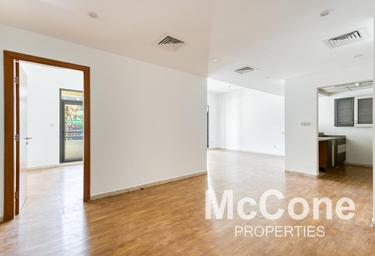 3-BD Apartment Sale, 1,000 sq. ft., Al Ghaf 2, Al Ghaf, Greens, Dubai, UAE #1