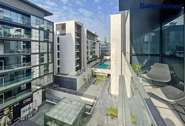 1-BD Apartment Sale, 1,000 sq. ft., Building 22, City Walk, Dubai, UAE #1