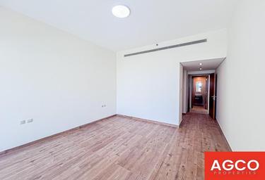 1-BD Apartment Sale, 1,000 sq. ft., Bay Square Building 11, Bay Square, Business Bay, Dubai, UAE #3