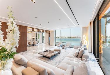 5-BD House Sale, 7,244 sq. ft., Garden Homes Frond B, Garden Homes, Palm Jumeirah, Dubai, UAE #2 5-BD House Sale, 7,244 sq. ft., Garden Homes Frond B, Garden Homes, Palm Jumeirah, Dubai, UAE #2
