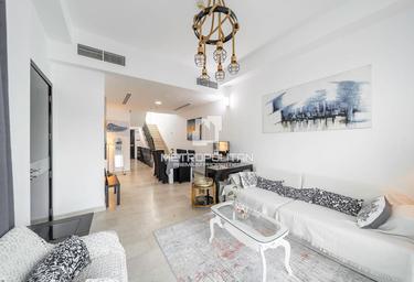 4-BD Townhouse Sale, 5,244 sq. ft. at Westar Reflections, Westar Reflections, Jumeirah Village Circle, Dubai, UAE #3 4-BD Townhouse Sale, 5,244 sq. ft. at Westar Reflections, Westar Reflections, Jumeirah Village Circle, Dubai, UAE #3