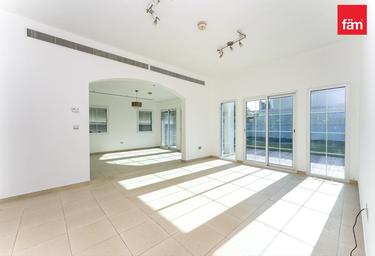 4-BD House Sale, 6,989 sq. ft., Mediterranean Villas, Jumeirah Village Triangle, Dubai, UAE #3 4-BD House Sale, 6,989 sq. ft., Mediterranean Villas, Jumeirah Village Triangle, Dubai, UAE #3
