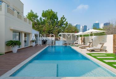 5-BD House Sale, 4,100 sq. ft., Meadows 2, Meadows, Dubai, UAE #1 5-BD House Sale, 4,100 sq. ft., Meadows 2, Meadows, Dubai, UAE #1