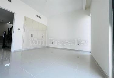 5-BD Townhouse Sale, 1,882 sq. ft., Aurum Villas, Claret, Damac Hills 2, Dubai, UAE #3 5-BD Townhouse Sale, 1,882 sq. ft., Aurum Villas, Claret, Damac Hills 2, Dubai, UAE #3