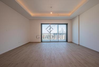 3-BD Apartment Sale, 1,000 sq. ft., Central Park Building 1, Central Park at City Walk, City Walk, Dubai, UAE #2
