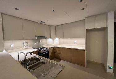 2-BD Apartment Sale, 1,000 sq. ft. at Harbour Views 1 , Harbour Views 1, Dubai Creek Harbour (The Lagoons), Dubai, UAE #4