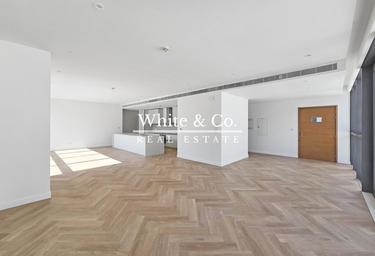 4-BD Apartment Sale, 1,000 sq. ft., Building 9, City Walk, Dubai, UAE #2