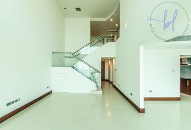 3-BD Apartment Sale, 1,000 sq. ft., Jumeirah Living, World Trade Centre Residence, World Trade Center, Dubai, UAE #2