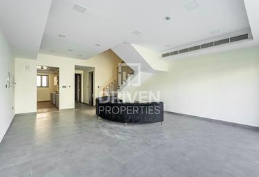 4-BD Townhouse Sale, 3,727 sq. ft., District 10, Jumeirah Village Circle, Dubai, UAE #3 4-BD Townhouse Sale, 3,727 sq. ft., District 10, Jumeirah Village Circle, Dubai, UAE #3