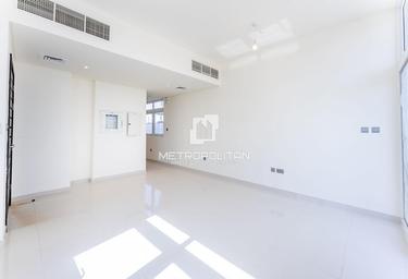 3-BD House Sale, 2,061 sq. ft., Madinat Hind, Mulberry, Damac Hills 2, Dubai, UAE #4