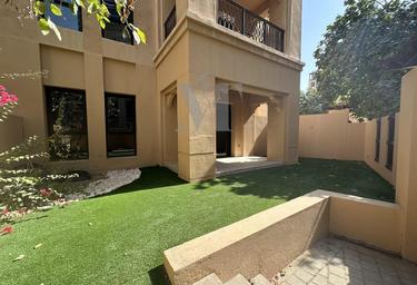 1-BD Apartment Sale, 806 sq. ft., Yansoon 2, Yansoon, Old Town, Dubai, UAE #1