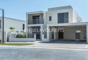 4-BD House Sale, 4,926 sq. ft., Sidra Villas III, Sidra Villas, Dubai Hills Estate, Dubai, UAE #2 4-BD House Sale, 4,926 sq. ft., Sidra Villas III, Sidra Villas, Dubai Hills Estate, Dubai, UAE #2