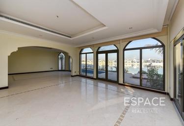 5-BD House Sale, 6,700 sq. ft., Garden Homes Frond B, Garden Homes, Palm Jumeirah, Dubai, UAE #3 5-BD House Sale, 6,700 sq. ft., Garden Homes Frond B, Garden Homes, Palm Jumeirah, Dubai, UAE #3