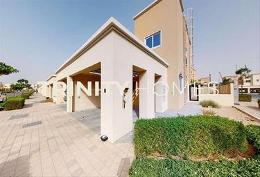 4-BD Townhouse Sale, 4,117 sq. ft. at La Rosa, La Rosa 1, Villanova, Dubai Land, Dubai, UAE #2 4-BD Townhouse Sale, 4,117 sq. ft. at La Rosa, La Rosa 1, Villanova, Dubai Land, Dubai, UAE #2
