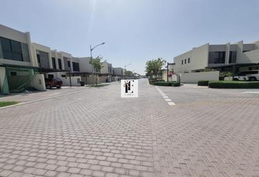 3-BD Townhouse Sale, 1,881 sq. ft. at Juniper, Juniper, Damac Hills 2, Dubai, UAE #4