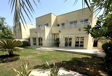 4-BD House Sale, 3,700 sq. ft., Meadows 8, Meadows, Dubai, UAE #1 4-BD House Sale, 3,700 sq. ft., Meadows 8, Meadows, Dubai, UAE #1