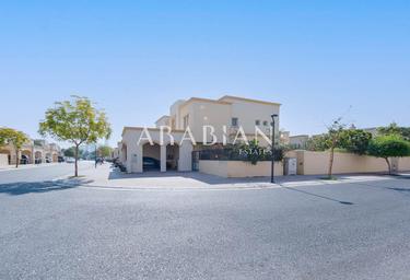 3-BD House Sale, 2,258 sq. ft., Springs 12, The Springs, Dubai, UAE #1 3-BD House Sale, 2,258 sq. ft., Springs 12, The Springs, Dubai, UAE #1